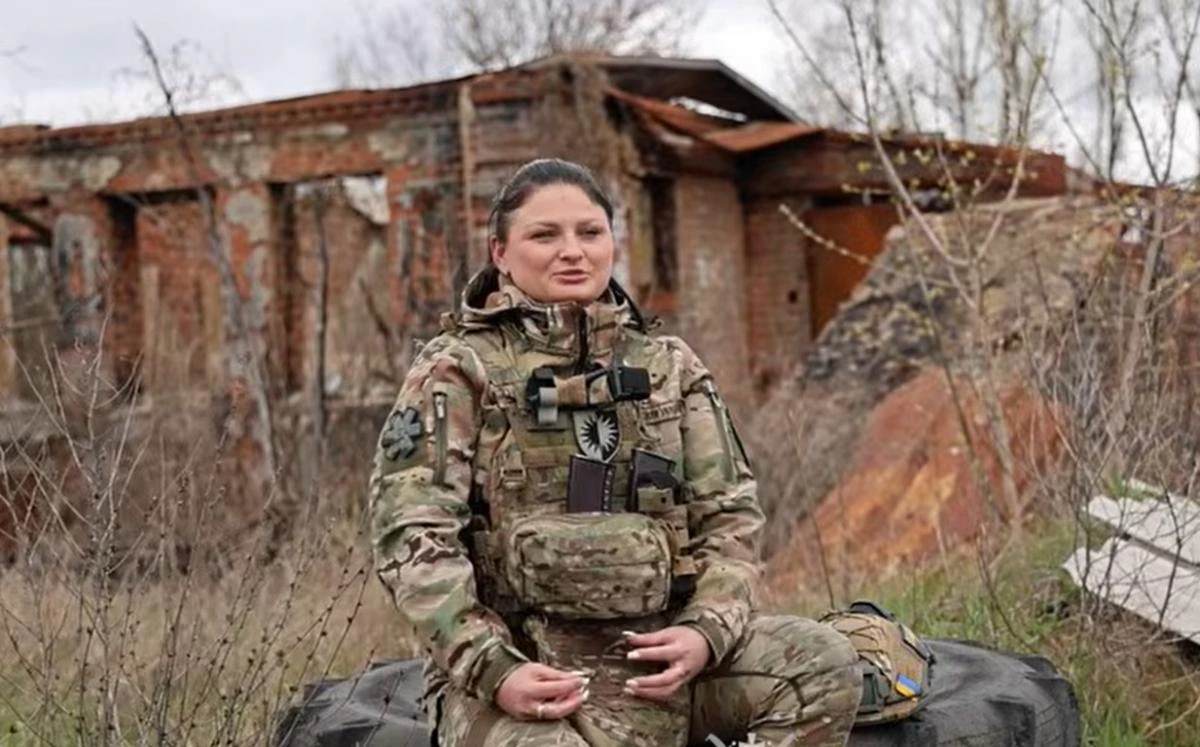 Пішла у СЗЧ заради чоловіка, але повернулася у військо: бойова медикиня пояснила свій вибір