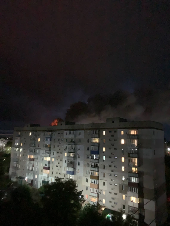 Росія за добу розбила дронами три "Епіцентри"27