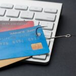 Українців вноситимуть до реєстру дроперів: що це означає і які наслідки
